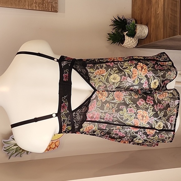 Torrid - Mesh Regency Punk Babydoll in Sketch Garden Floral Rich Black​​​ - Picture 5 of 16